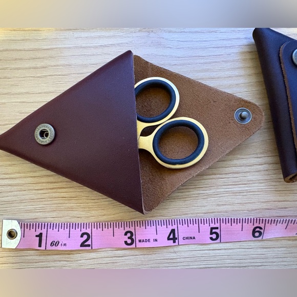 PLG - Neutral Triangles - Picture 8 of 9